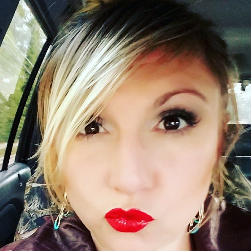 Meet your Posher, Amber